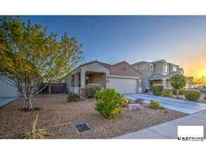 Building Photo - 30945 W Picadilly Rd