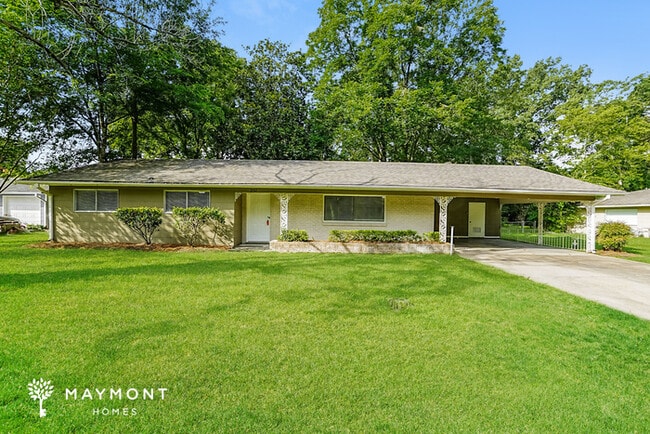 Building Photo - 251 Southbrook Dr
