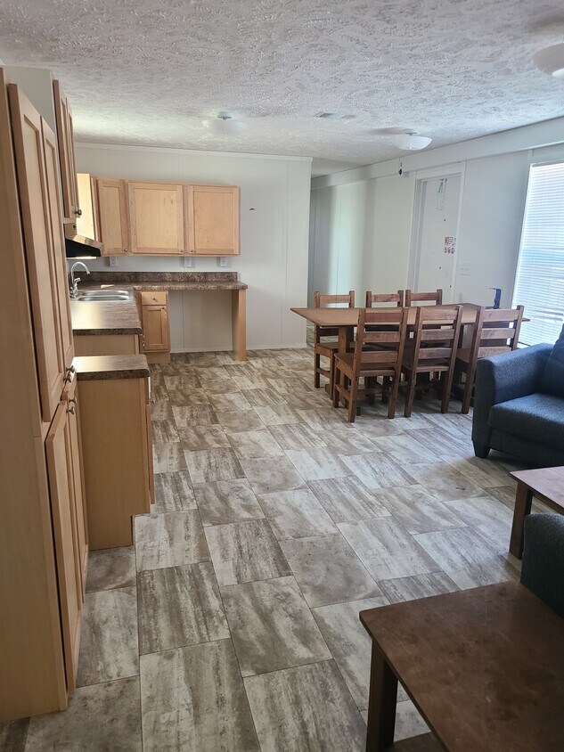 Foto principal - 4483 SE 23rd Ct