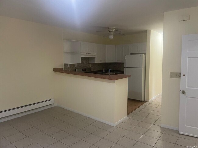 Building Photo - 97-19 220th St