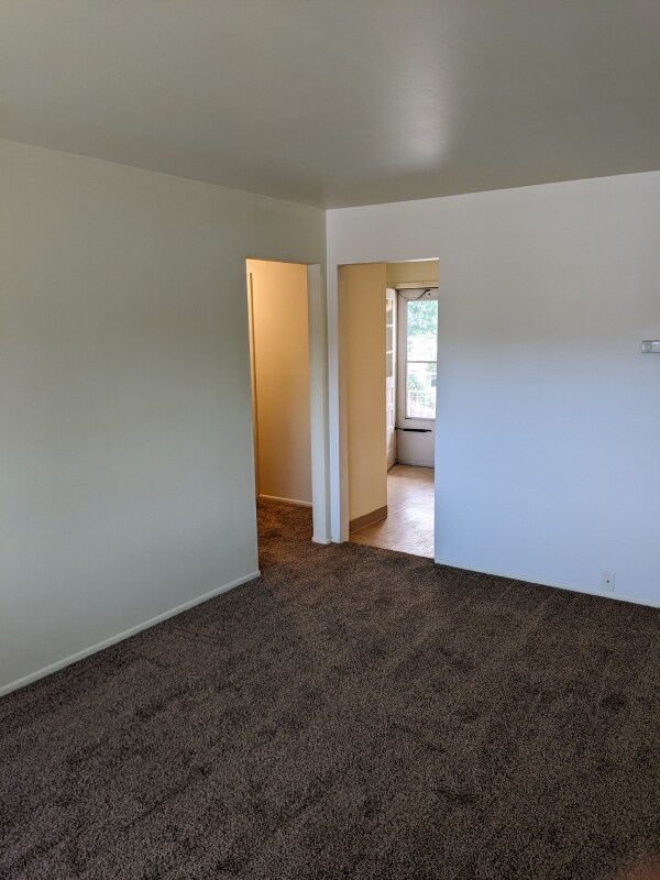 Building Photo - 1424 Stanley Ln