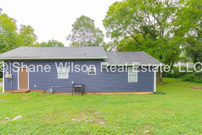 Photo - 2118 N Chamberlain Ave House