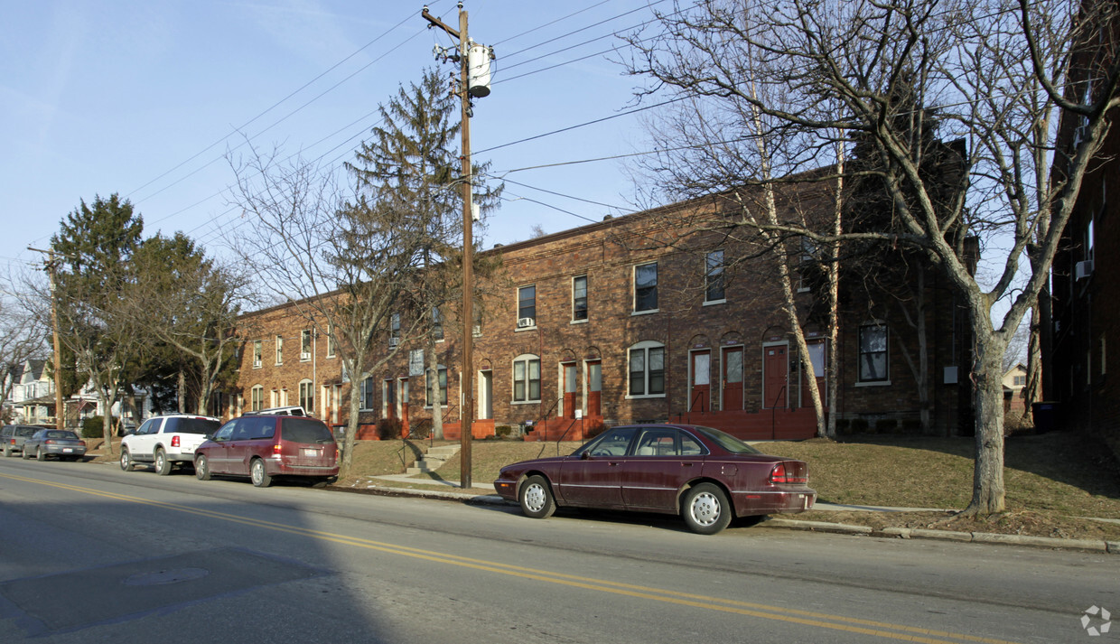 Foto principal - 2910 Markbreit Ave