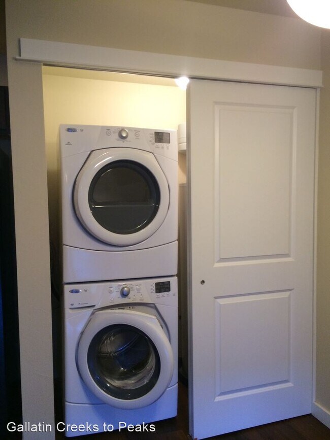 Building Photo - 2 br, 2 bath Apartment - 2224 BAXTER LANE ...