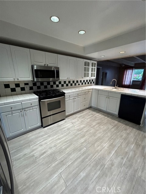 Building Photo - 1910 Bataan Rd