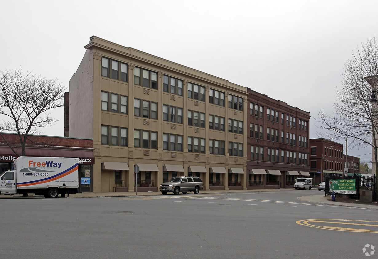 Primary Photo - Tribune Apartments
