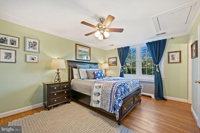 Master Bedroom - 2511 39th St NW