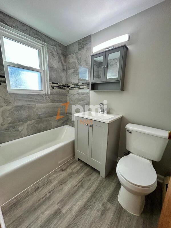Foto del edificio - 660 N Hobart Rd