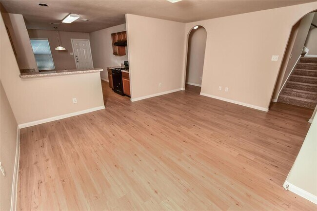 Building Photo - 21631 Silver Birch Dr