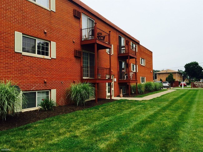 Foto del edificio - 1808 Cooper Foster Park Rd W