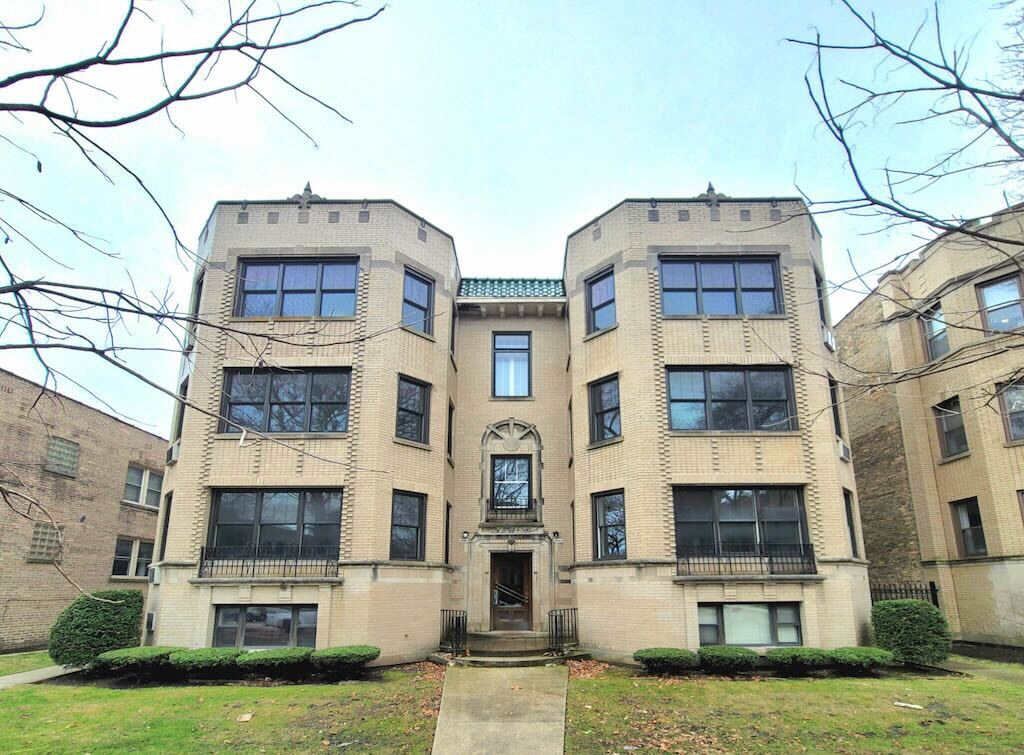 2645 W Greenleaf Ave Unit W4, Chicago, IL 60645 Condo for Rent in