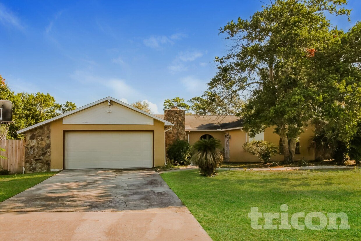 Foto principal - 1382 Valiant Ave