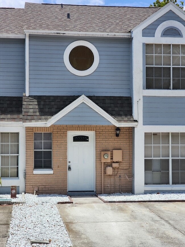 Building Photo - 11112 Essex Ridge Ct