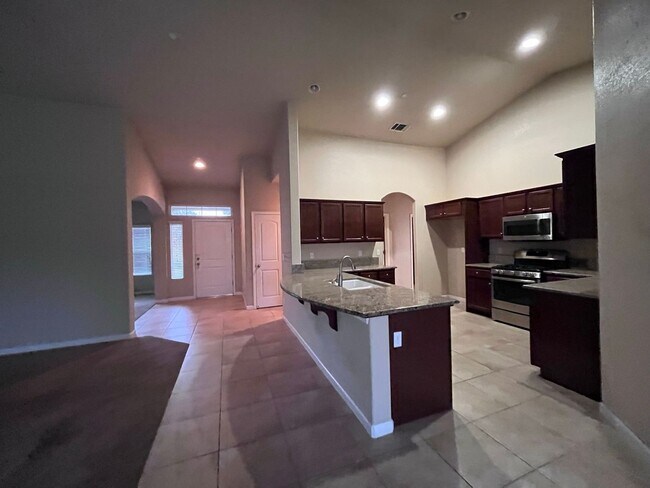 Building Photo - 1721 RIO LINDA STREET 4 BEDROOM 2 BATHROOM...