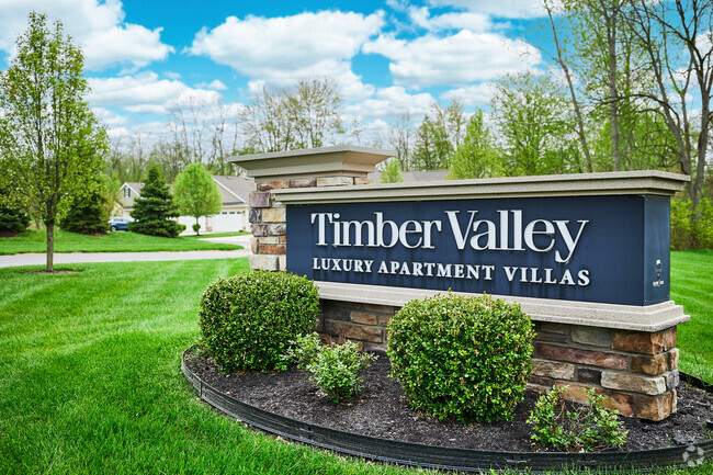 Entrada al Valle de la Madera - Timber Valley Villas