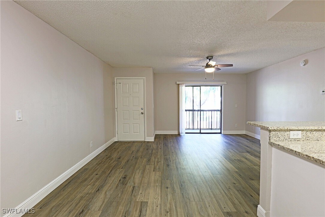 Foto principal - 5305 Summerlin Rd
