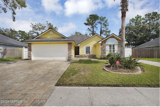Building Photo - 8959 Bridgecreek Dr W