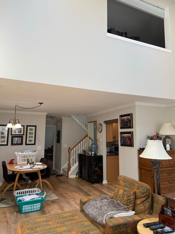 Foto del edificio - 73 Midlake Cir