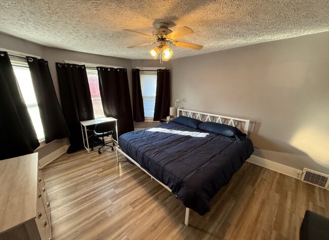 Foto del edificio - 909 4th St NW