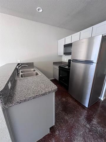 Foto del edificio - 215 Price Ln