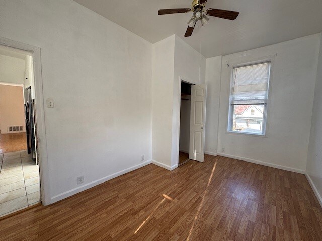 Foto del edificio - 103 E Arlee Ave