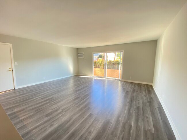 Building Photo - 3207 Bagley Ave