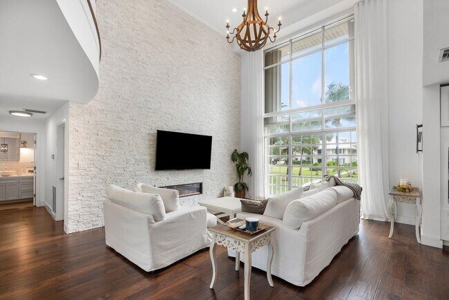 Building Photo - 1299 S Ocean Blvd