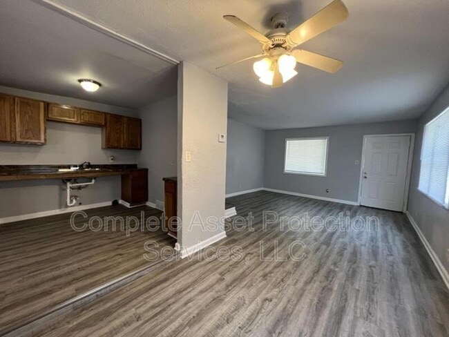 Building Photo - 4079 Missouri St