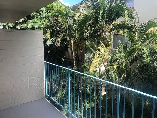 Building Photo - 2328 Seaview Ave