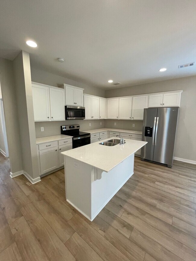 Building Photo - New Construction Home for Rent in Tuscaloo...