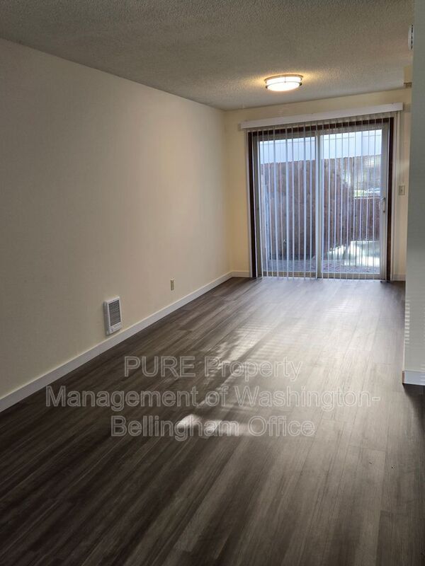 Foto del edificio - 3330 Northwest Ave