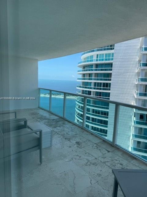 Building Photo - 2101 Brickell Ave