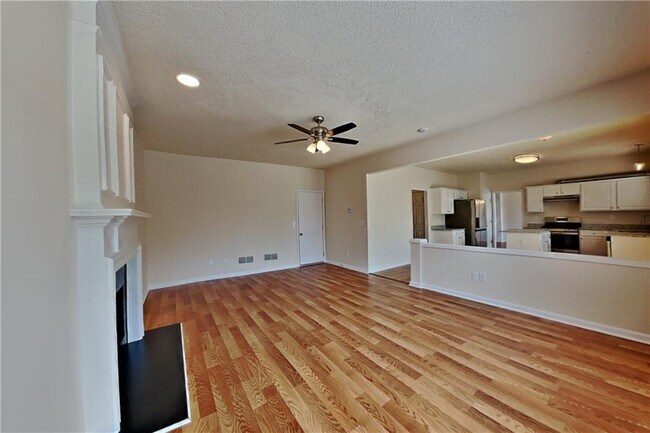 Foto del edificio - 3531 Chasefield Way