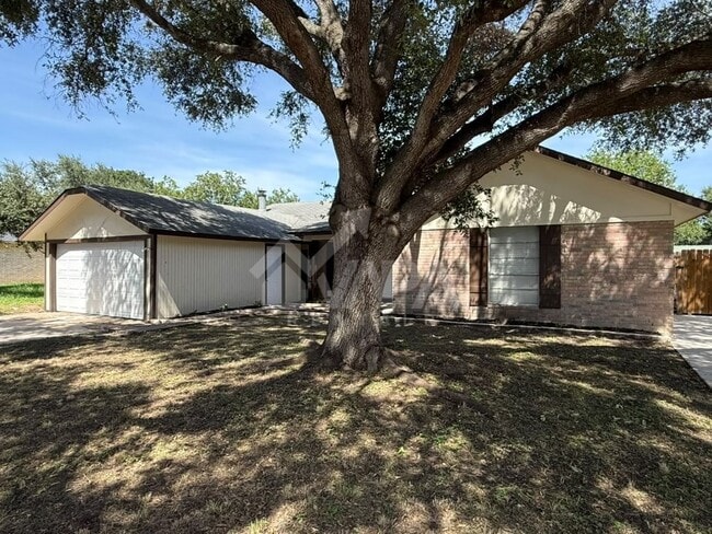 Photo - 2706 Lake Briar (San Antonio, TX) House