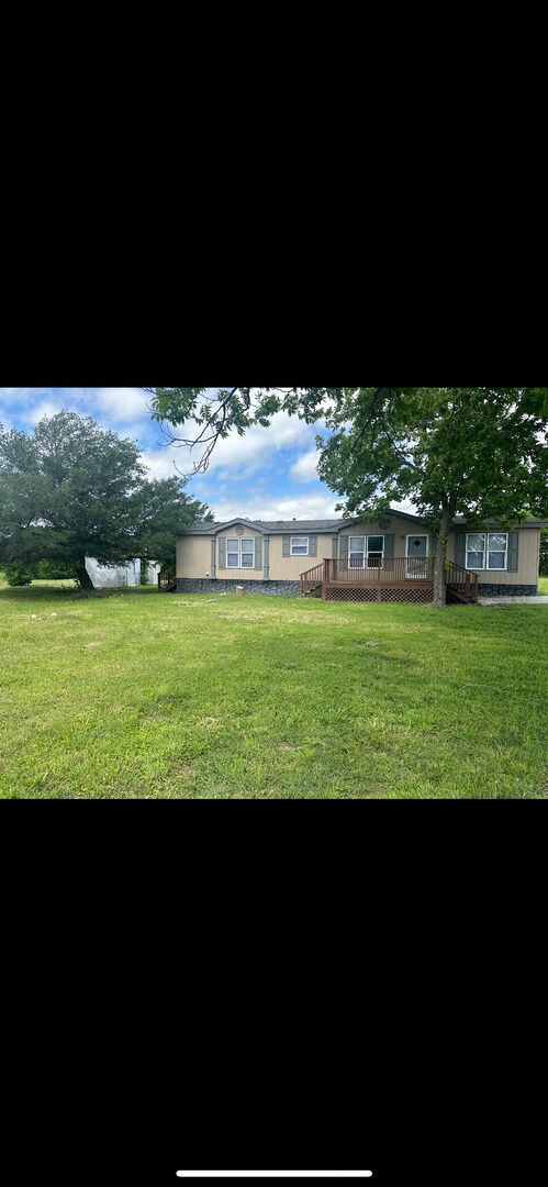 Foto del edificio - 3 bed 2 bath BEAUTIFUL ACREAGE, ALMOST 4 A...