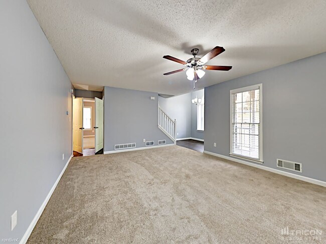 Building Photo - 127 Edgar Ct