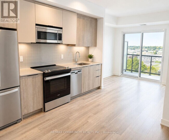Photo du bâtiment - 1350 Ellesmere Rd