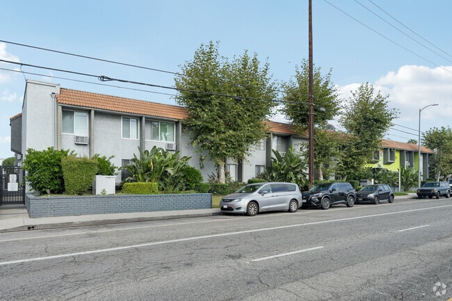 Building Photo - La Fontana Apartments
