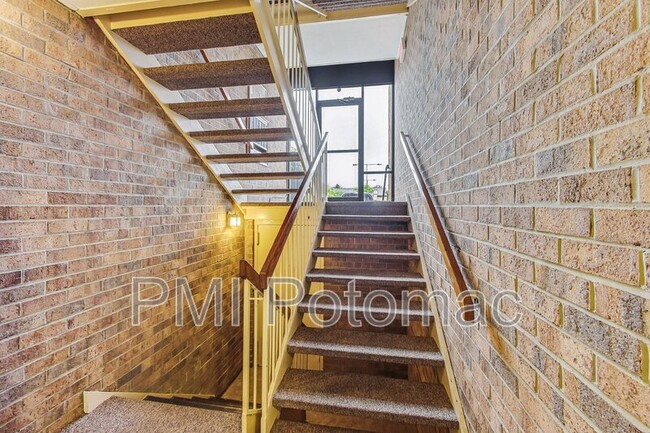 Foto del edificio - 18600 Walkers Choice Rd