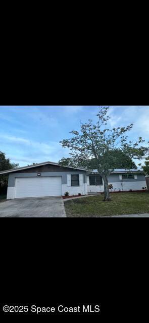 Foto principal - 225 Mindy Ave
