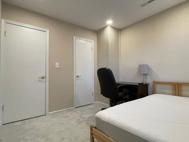 Foto del edificio - 10540 Assembly Dr