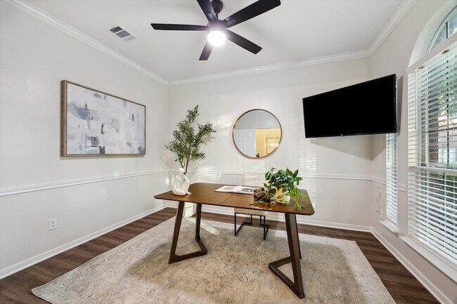 Building Photo - 2350 Seamist Cir