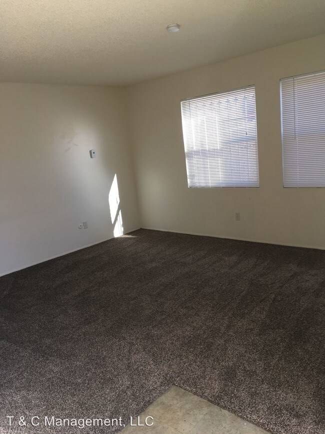 Foto del edificio - 1217 Chelwood Park Blvd NE