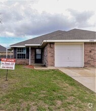 Building Photo - 2803 Lucille Dr