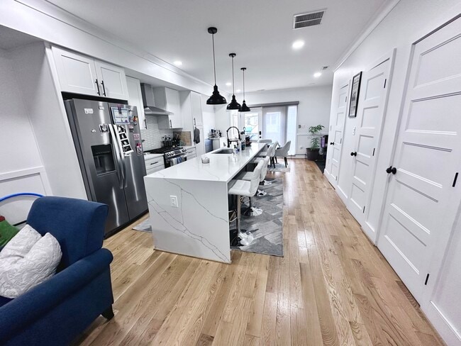 Foto del edificio - 1427 Parkwood Pl NW