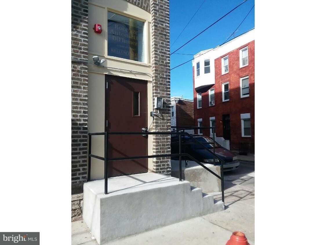 Primary Photo - 1218 S 8th St