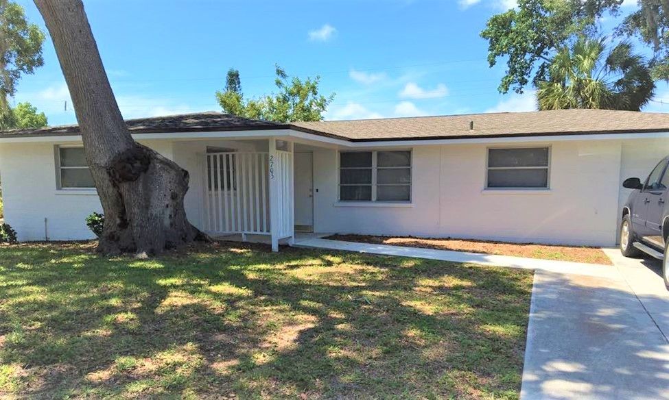 Primary Photo - BQ2705 Regatta Drive