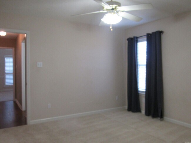 Foto del edificio - 3875 AR-236