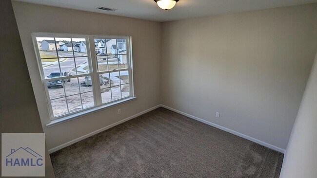 Foto del edificio - 326 Joann Lewis Ln