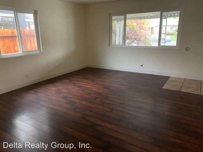 Foto del edificio - 3 br, 2 bath House - 249 Juniper Street